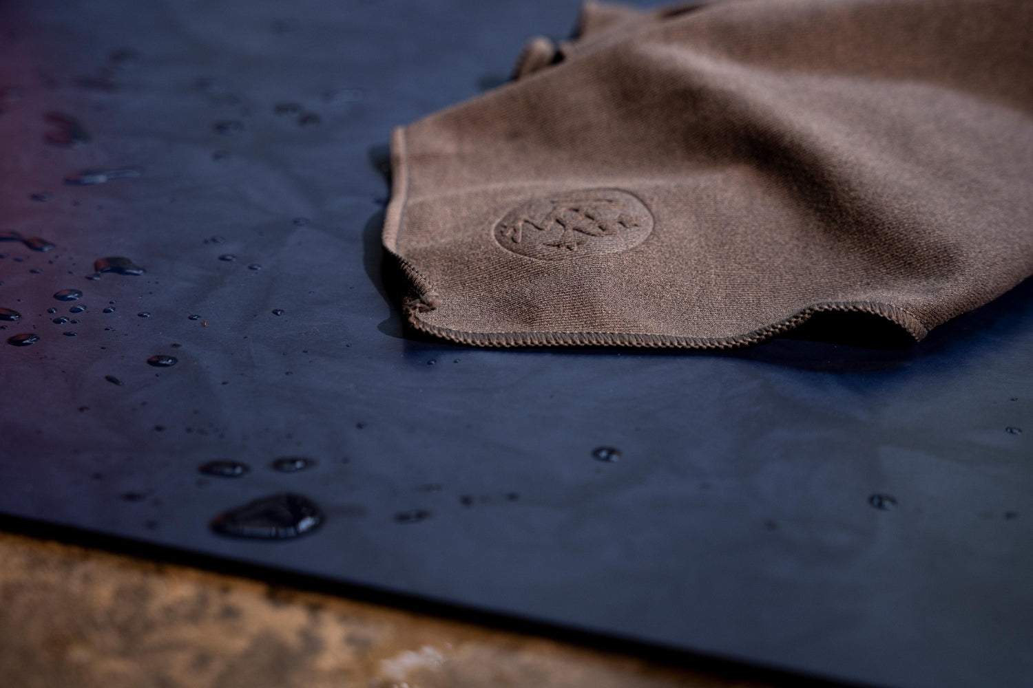 ホットヨガ – Manduka マンドゥカ[公式] ヨガマット ヨガグッズ ヨガウェア