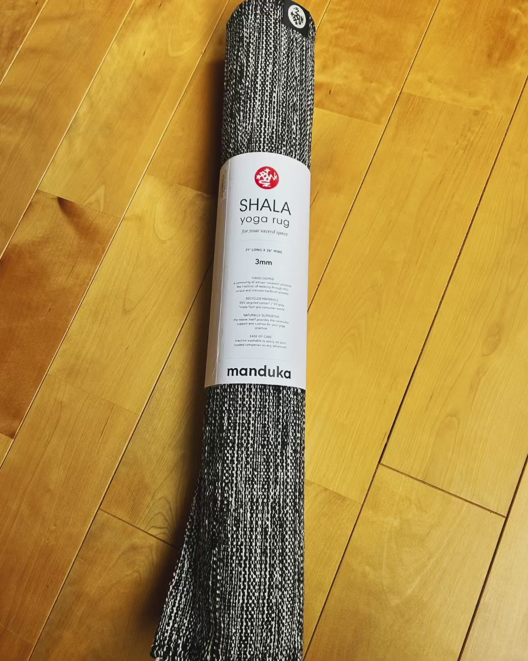 Shara Yoga Rug / Yoga Mat Foldable, Portable, Lightweight, Travel 25SS