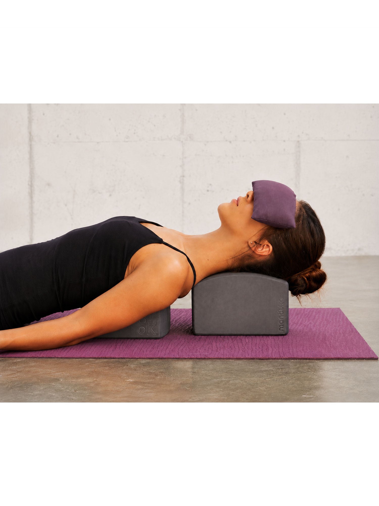 YOGITOES r skidless (hand size) / YOGITOES yoga rug yoga towel